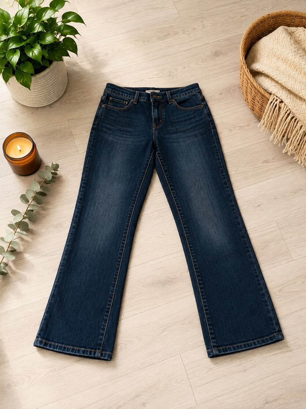 Levi’s 505 Women’s Straight Leg Jeans Medium Wash Denim 32” Waist 29” Inseam